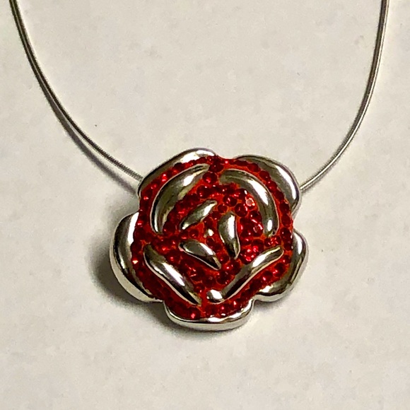 Jewelry - Sterling Silver Rose Necklace